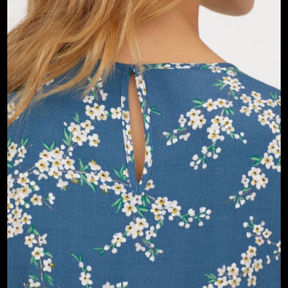 H&M Floral Dress - Picture 2 of 3